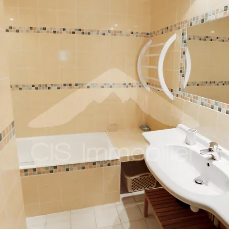 Apartment Duplex 5 Pieces, 10 Pers, Proximite Pistes Et Commerces, Meribel - Fr-1-411-658 Les Allues