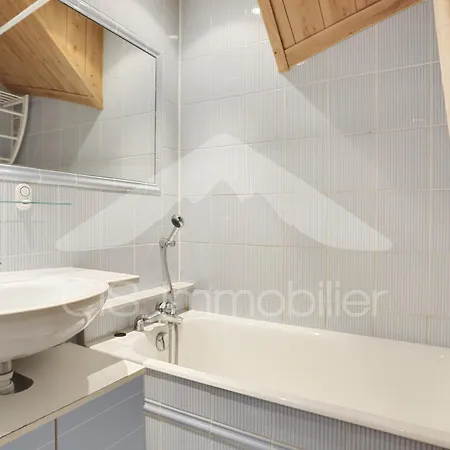 Apartment Duplex 5 Pieces, 10 Pers, Proximite Pistes Et Commerces, Meribel - Fr-1-411-658 *